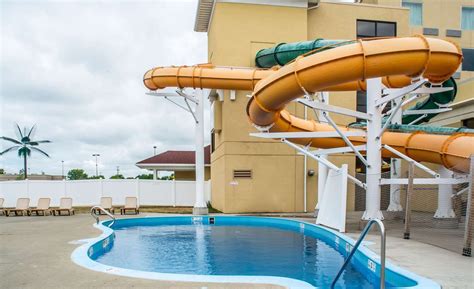 batavia water park hotels|Quality Inn & Suites Palm Island Indoor Waterpark.